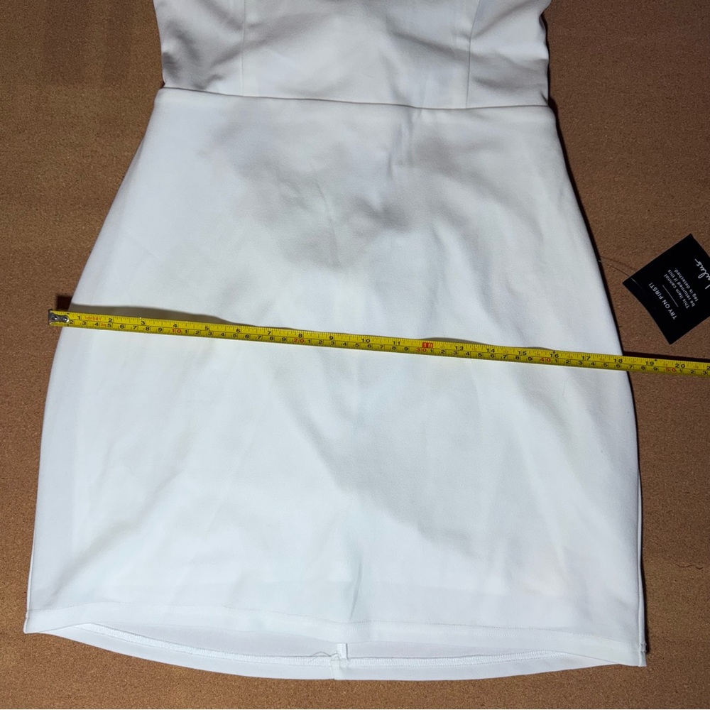 Lulus NWT white mini dress open back bow Soft Girl aesthetic graduation Size L - Picture 7 of 9